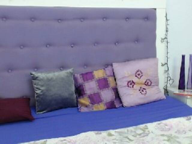 Екранни снимки на излъчване HottieBadGirl