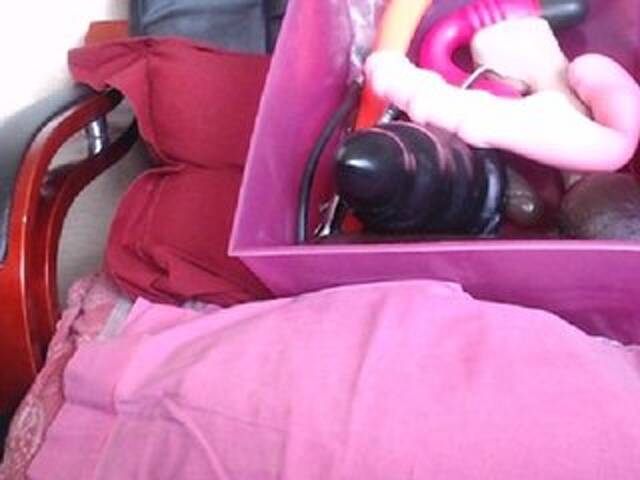 Екранни снимки на излъчване hottielouve