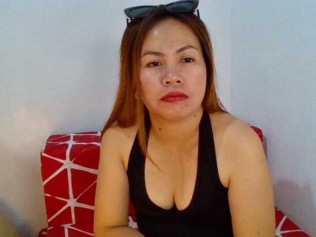 Екранни снимки на излъчване HottieZebby