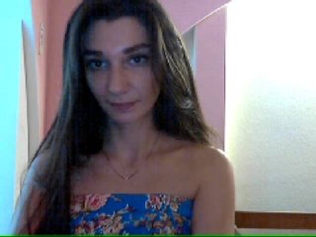 Екранни снимки на излъчване HottKate