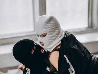 Еротичен видео чат Iceandhot