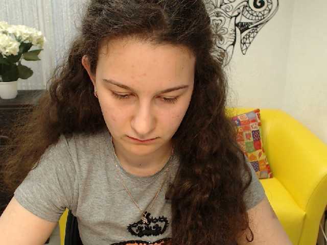 Екранни снимки на излъчване ImCharming