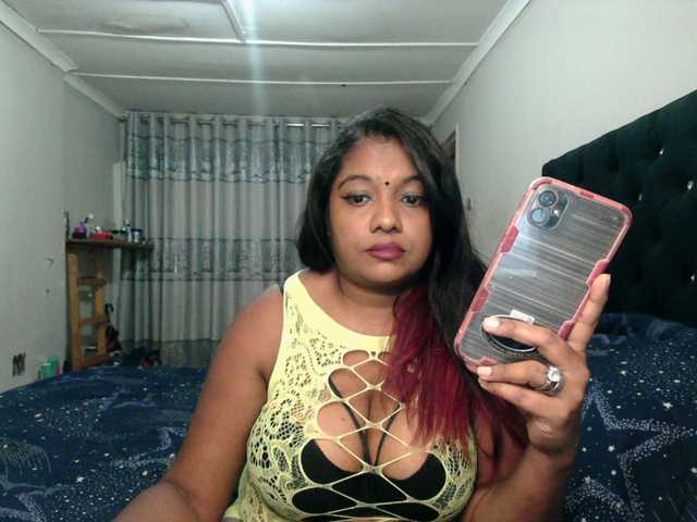 Екранни снимки на излъчване Indianmayaxoxo
