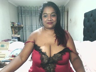 Еротичен видео чат Indianmayaxoxo