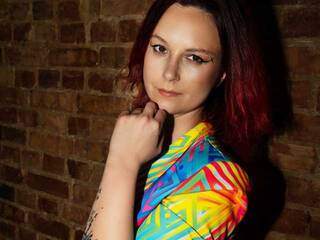 Еротичен видео чат InezLove