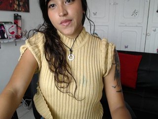 Снимки irisexx "#new #hot and active girl 100% #teen #18 #show of tits 80 tkns # spit tits 90 tkns #masturbation #dance # - Multi-Goal : A surprise #marturbation #cum #cum #♥♥♥ #office #teen #dildo #boobs #latina #feet ##ohmibod"