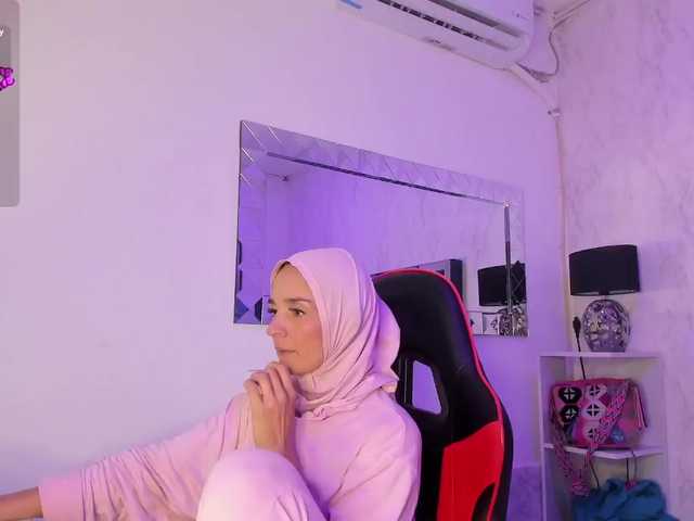 Екранни снимки на излъчване IrisKarimm