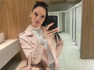 Еротичен видео чат IrisMonn