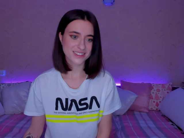 Екранни снимки на излъчване baby1moretime