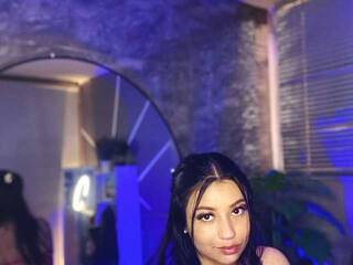 Еротичен видео чат Isabellaa-03