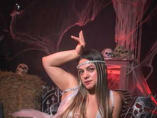 Еротичен видео чат IsabellaHarle