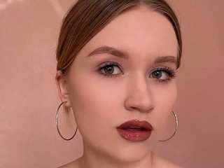 Еротичен видео чат IsabellaTorrance