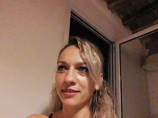Еротичен видео чат IssaaBella7