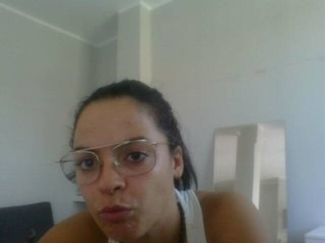 Екранни снимки на излъчване ITALIANAGIRLS