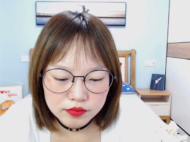 Снимки ivy520 I am Nana, a hot girl from China. I like men who are polite and gentle.