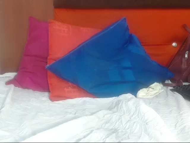 Екранни снимки на излъчване JackyHotBlack