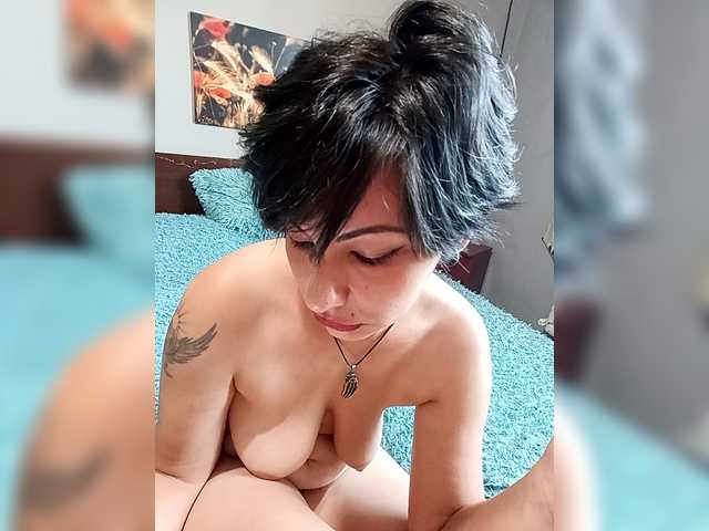 Екранни снимки на излъчване Jade69