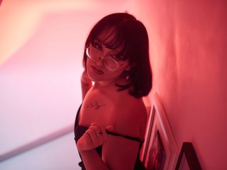 Еротичен видео чат JadeNoa