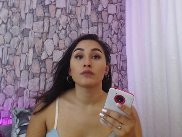 Снимки LauraTovar "Hello guys ♣ I'm new here !!! give me a hot and wet welcome .. masturbate my pussy and cum at goal ♥