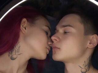 Еротичен видео чат Jayden-Roxy