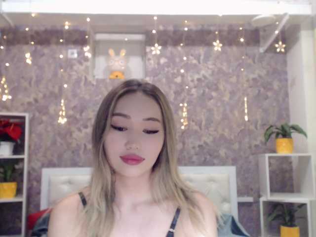 Екранни снимки на излъчване jenycouple