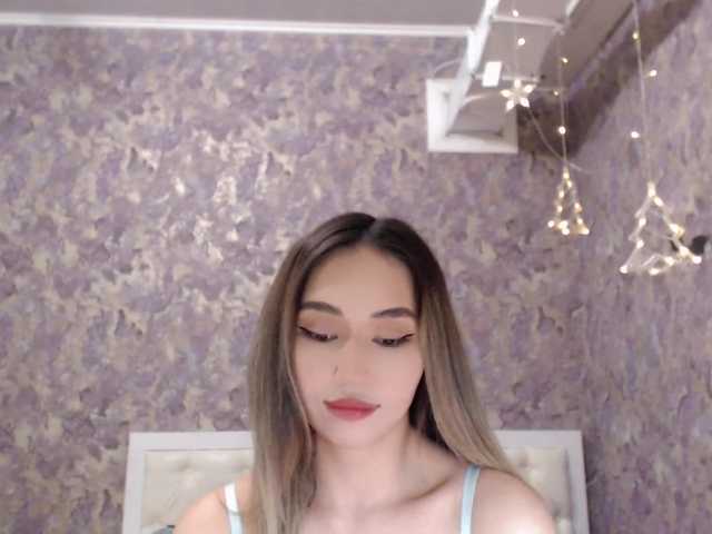 Екранни снимки на излъчване jenycouple