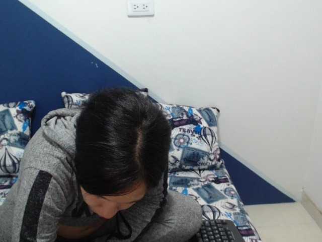 Екранни снимки на излъчване jessax