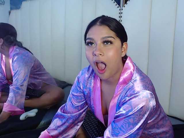 Екранни снимки на излъчване JessieCooper