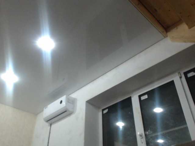 Екранни снимки на излъчване JessieWhites