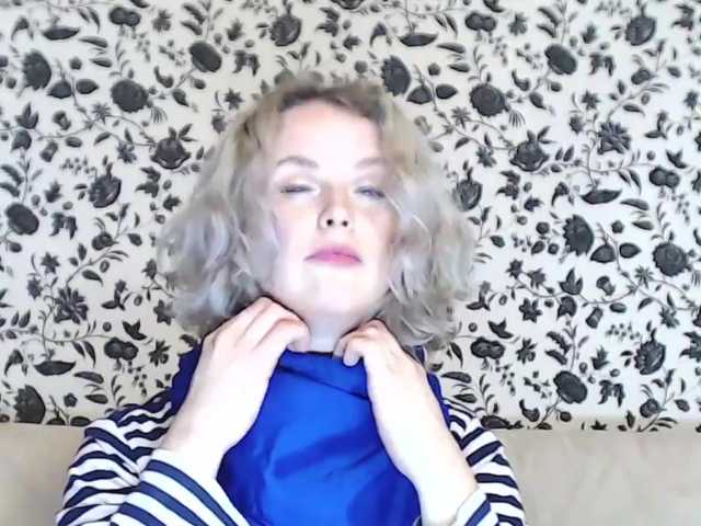Екранни снимки на излъчване JosephineG