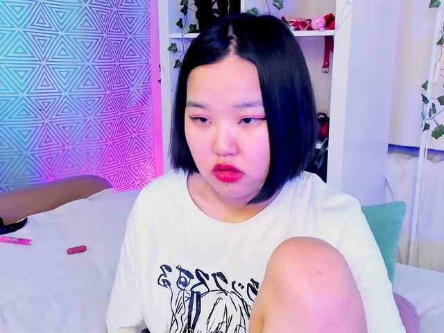 Екранни снимки на излъчване JoyaJung