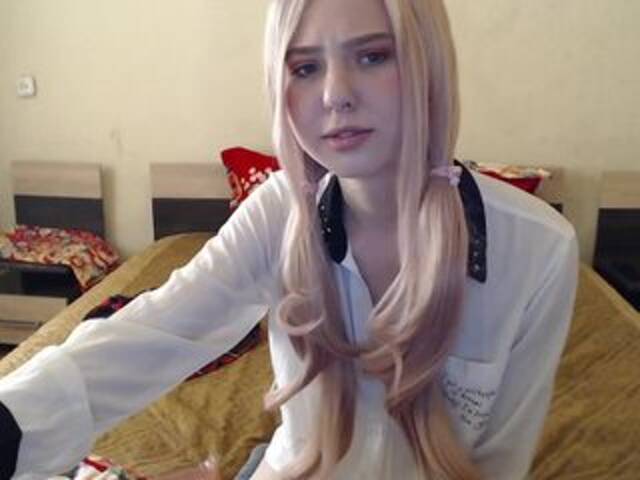 Екранни снимки на излъчване Shi_ro-Shi_ro