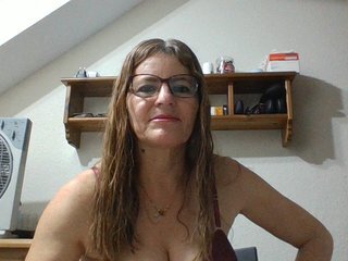Еротичен видео чат JuanitaWouti