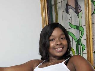 Еротичен видео чат JUDITH-SOLIS