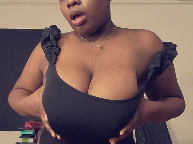 Снимка на профила juicy-tits69