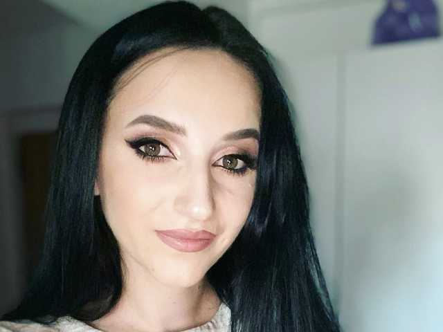 Снимка на профила Julia-Jae