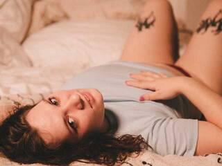 Еротичен видео чат JuliaGiez