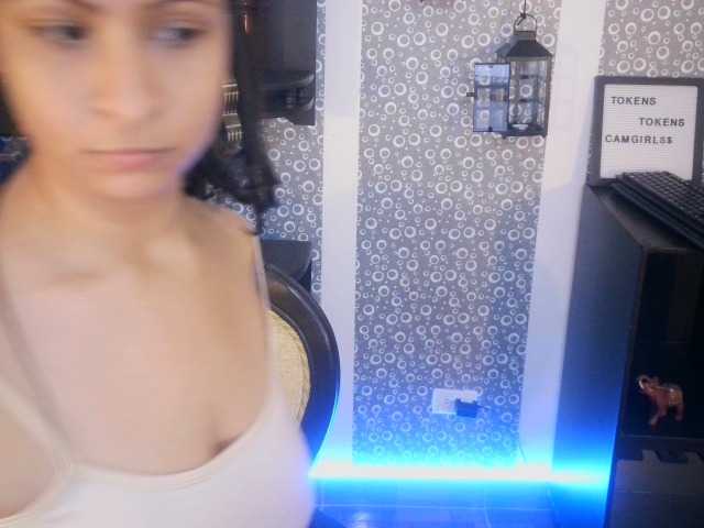 Снимки julieta-wet HI I'M JULIETA WELCOME TO MY ROOM, I'M NEW HERE BE NICE AND DON'T BE SHY SAY HI ..... 333 - 328 SQUIRT SHOW ;)