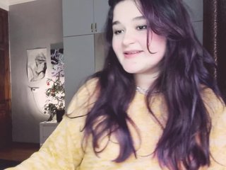 Еротичен видео чат JulySlowdive