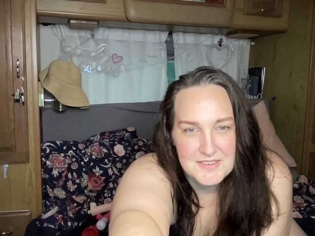Екранни снимки на излъчване JustTrudy