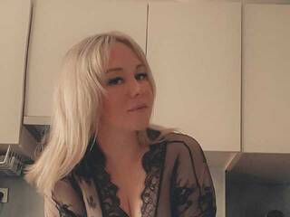 Еротичен видео чат kally-mess