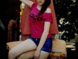 Еротичен видео чат kamaliyaaa