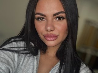 Еротичен видео чат KamillaLovee