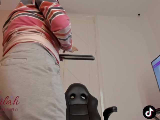 Снимки Kammilah1 Help me squirt faster with 666Handjob video! Repeating Goal: MULTISquirtshow