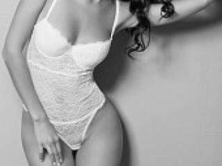 Еротичен видео чат kamyllaa