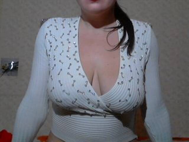 Екранни снимки на излъчване Izabella_look