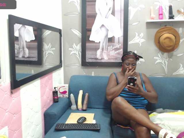 Екранни снимки на излъчване KarenBis