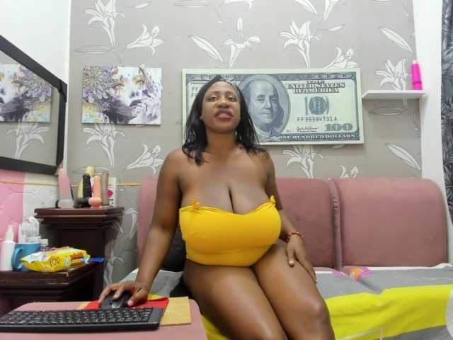 Екранни снимки на излъчване KarenBis