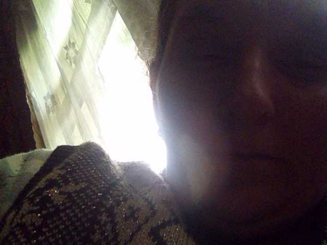 Екранни снимки на излъчване Karimandjo