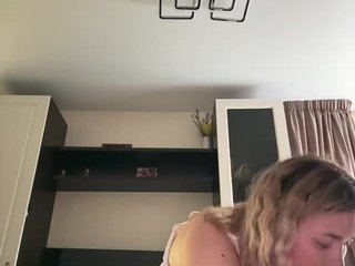 Еротичен видео чат KateMid